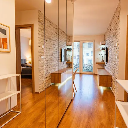 Luxury Close To Centre, Vusch Private Parking Included Апартаменты Кошице