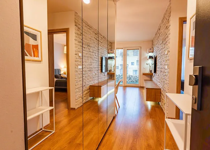 Luxury Close To Centre, Vusch Private Parking Included Apartment Košice